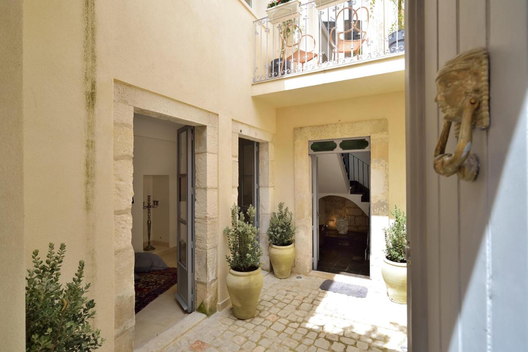 Apartament Domus Sbircio Modica Zewnętrze zdjęcie